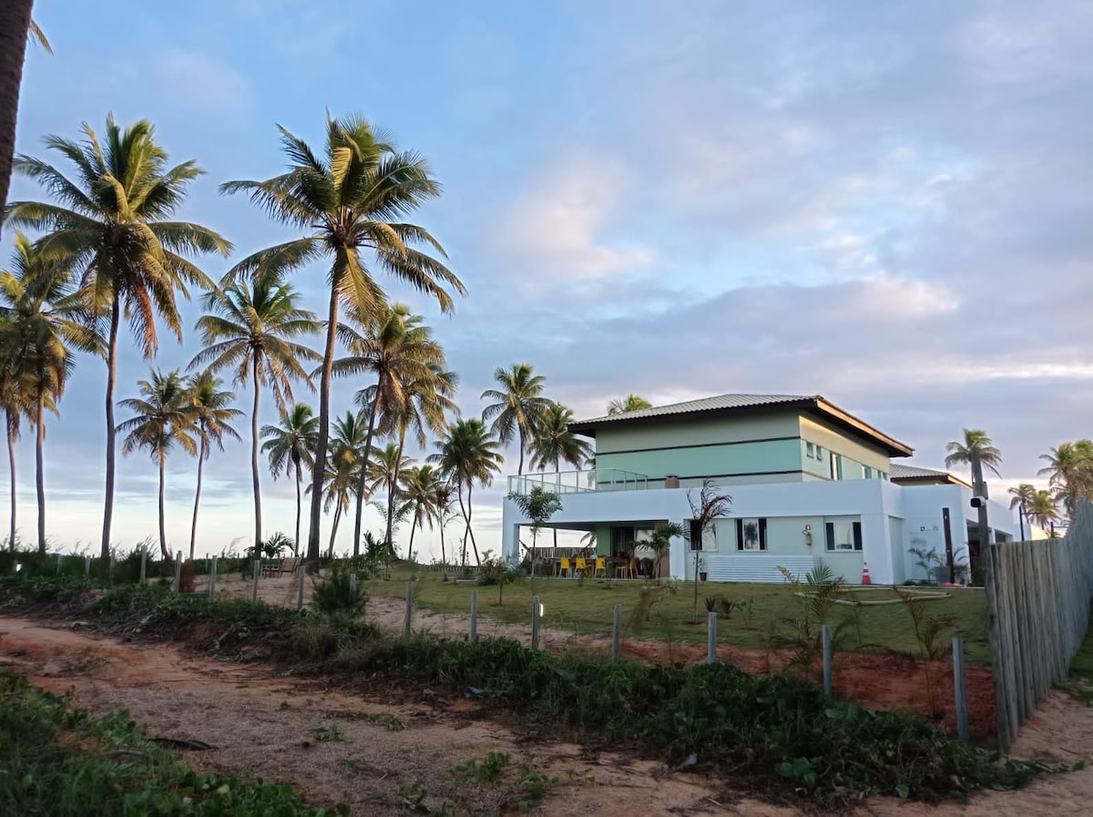 Beach house - secured, beach access, sea view