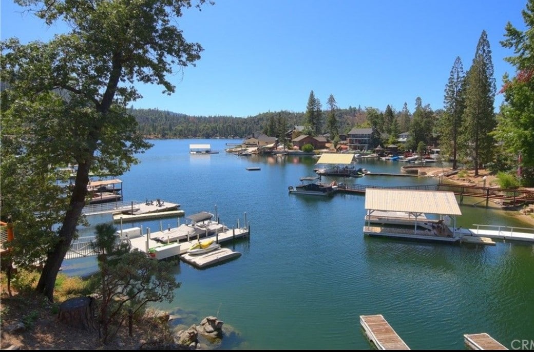 Lakefront Luxury - Bass Lake with Private Dock