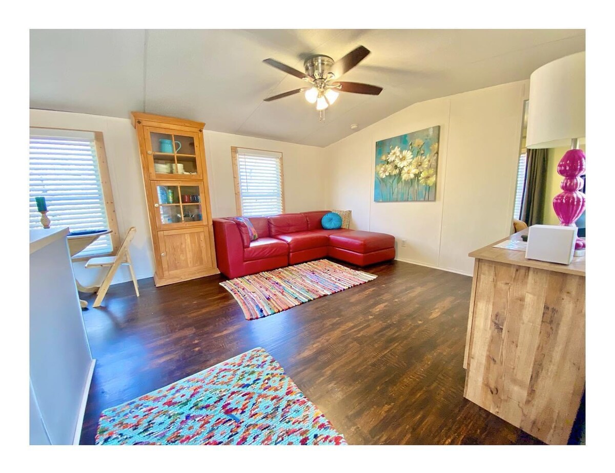 Cozy 2-bedroom home in Fort Clark Springs.