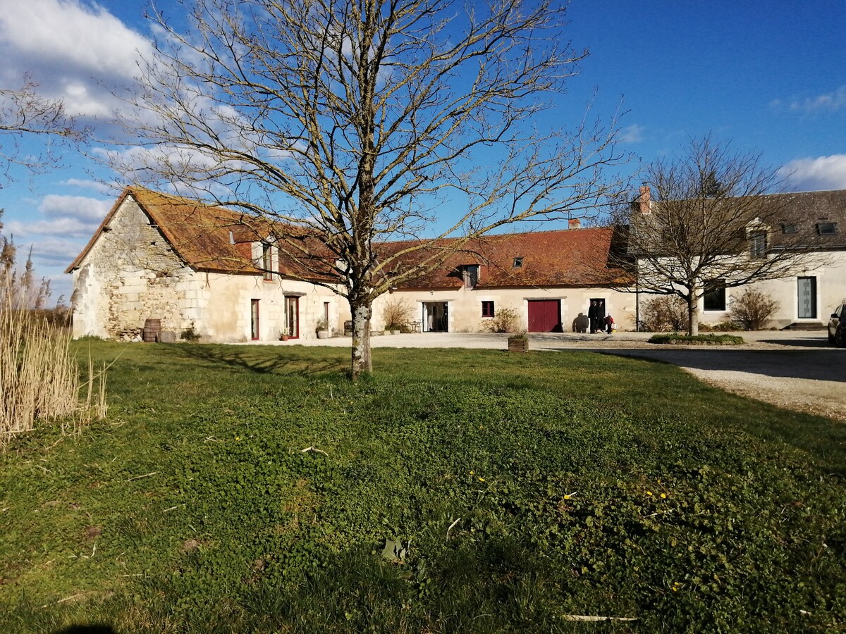 Gite à la ferme chaleureux avec jacuzzi