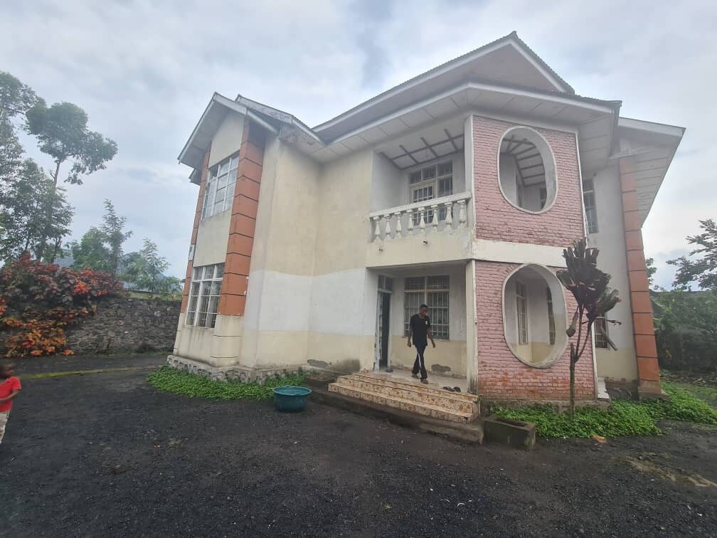 Maison individuelle en étage avec cuisine