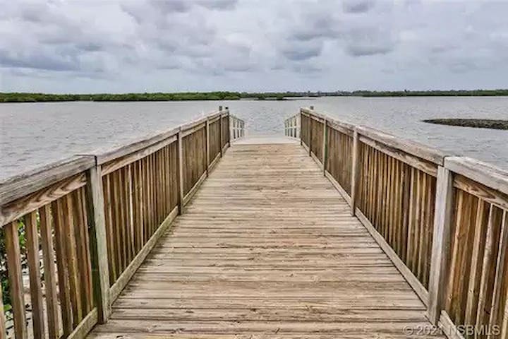 新士麦那海滩(New Smyrna Beach)的民宿