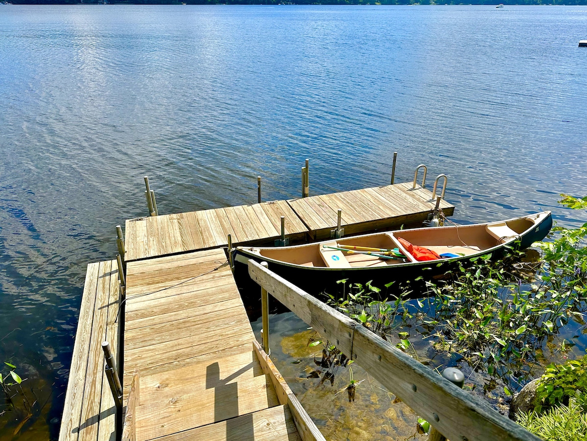 Lakefront Home in Poland Spring