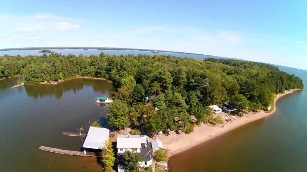 Sandy Beach cottage #4 on Lake Nipissing