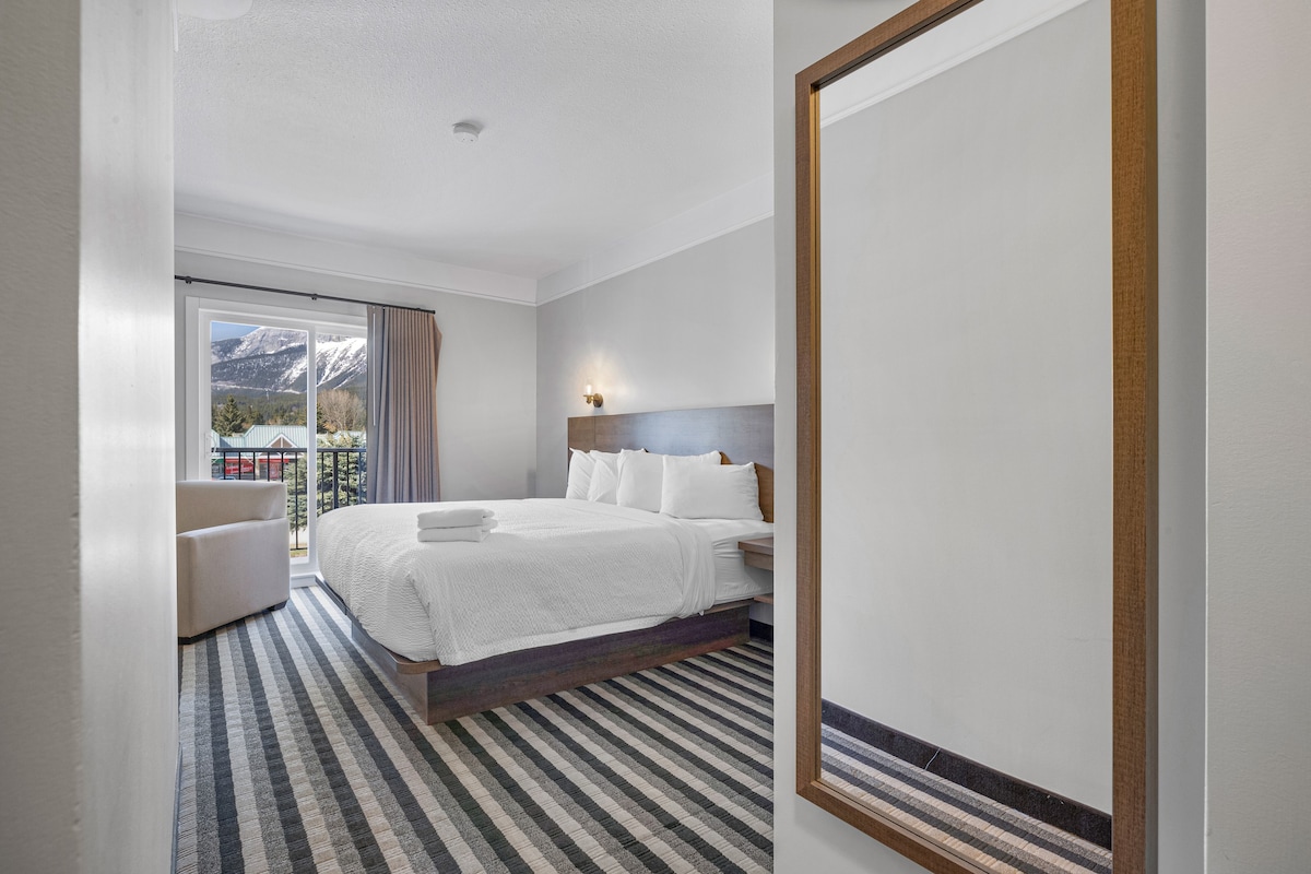 Northwinds Hotel Canmore I加大双人床房