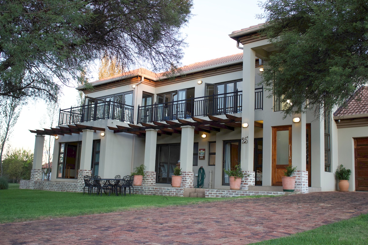 House 25 Pont de Val (Art House) Vaal River