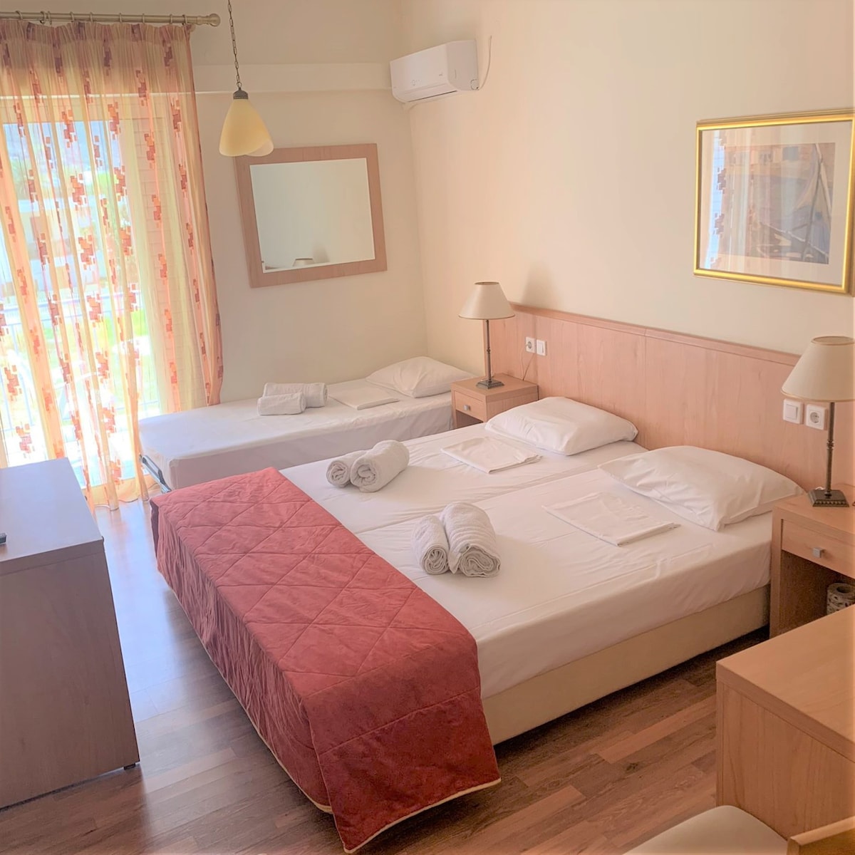 Triple Room with Breakfast - Saronis Hotel