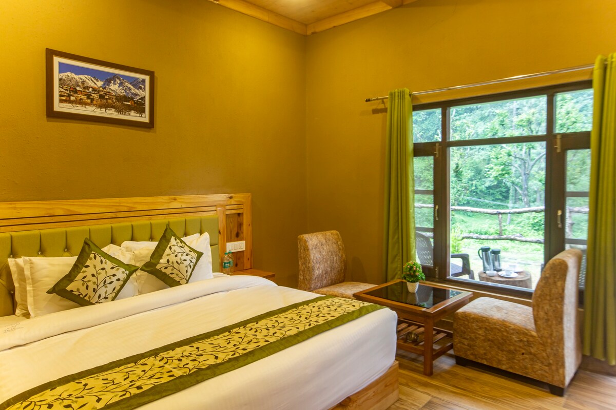 Backwoods Retreat Shimla | Plush Rustic Cottages