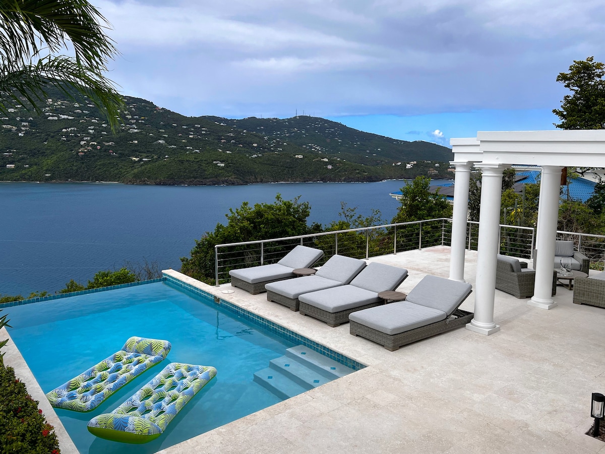 Vacation in Paradise at Island Time Villa!