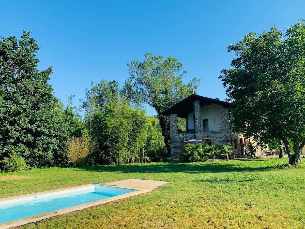 Casa al Tanaro 1 |舒适的乡村小屋和泳池