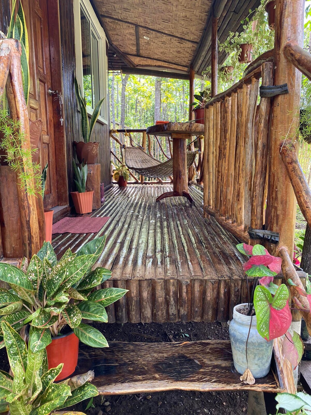 乡村小木屋，配备无线网络、空调和标准双人床。