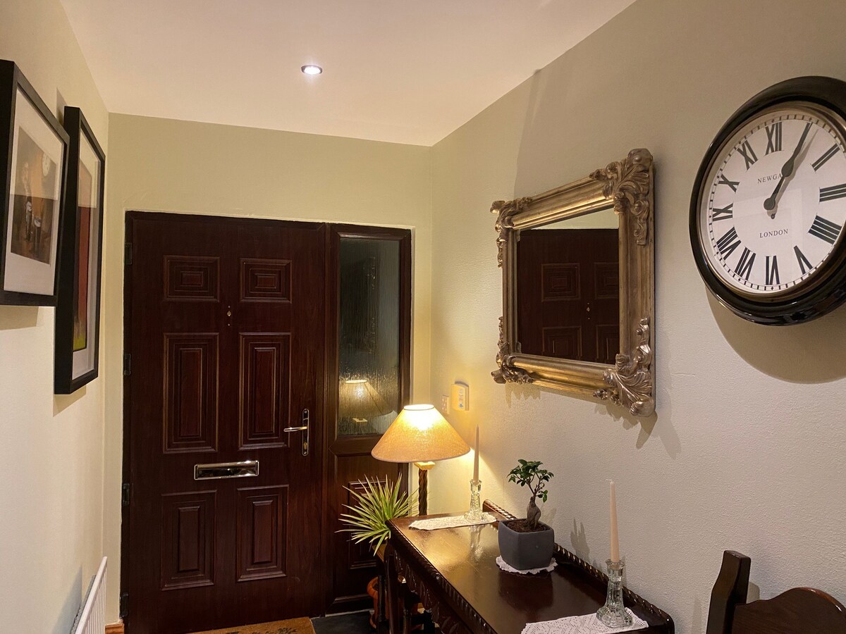 Bedroom 1 King Ensuite - West Cork Country House
