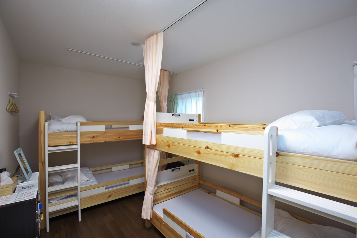 10min walk to Himeji Castle,Private Room for 4-6