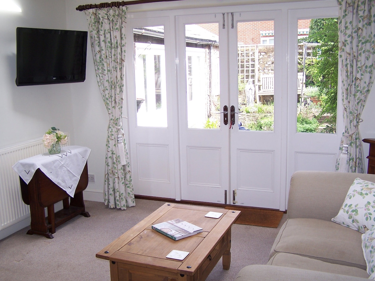 Self contained annex in the heart of Chichester