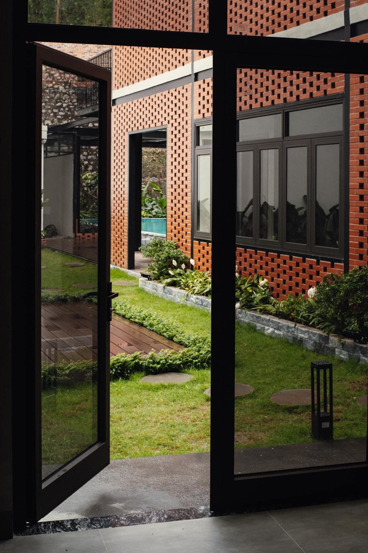 Villa 7PN Tuần Châu có bể bơi riêng và sân vườn