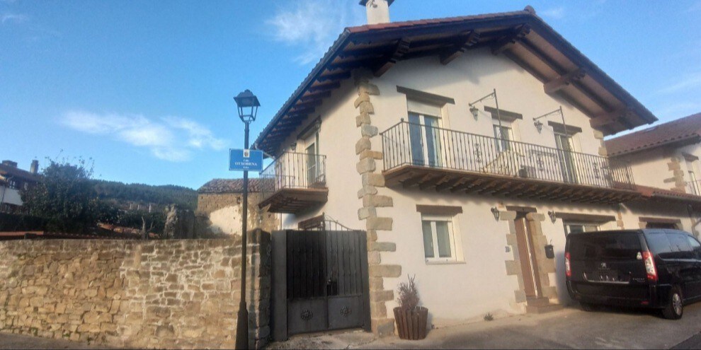 漂亮的房子，距离潘普洛纳（ Pamplona ）仅5分钟路