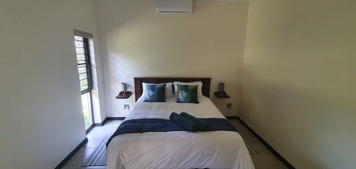 Honeybird Selfcatering - 2 bedroom unit