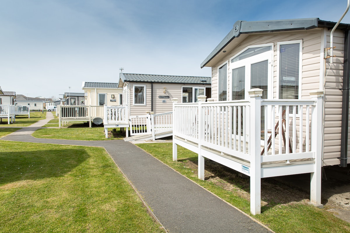 Haven Cala Gran Fleetwood-8 Birth Caravan (wifi)