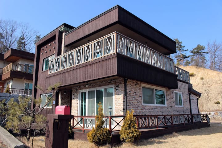 Chungju-si的民宿