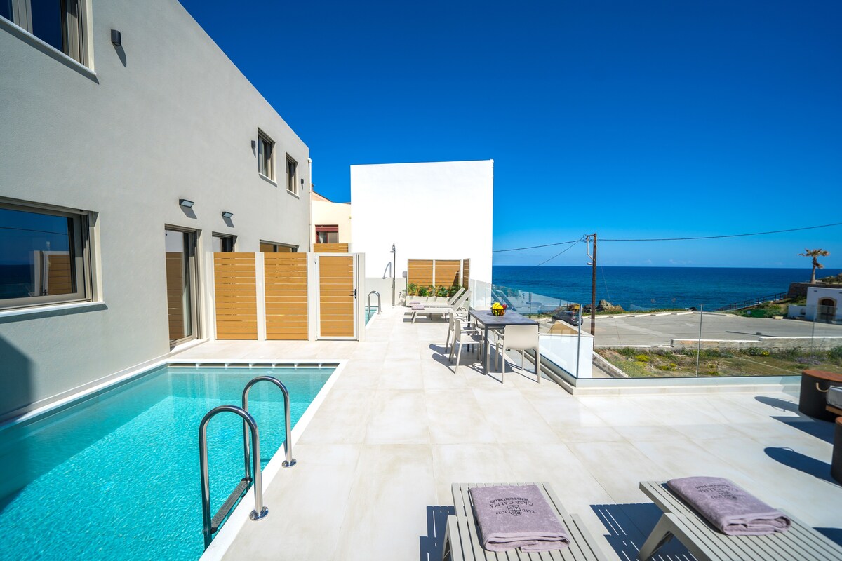 Casa Calma Estate. Beachfront luxury villa!