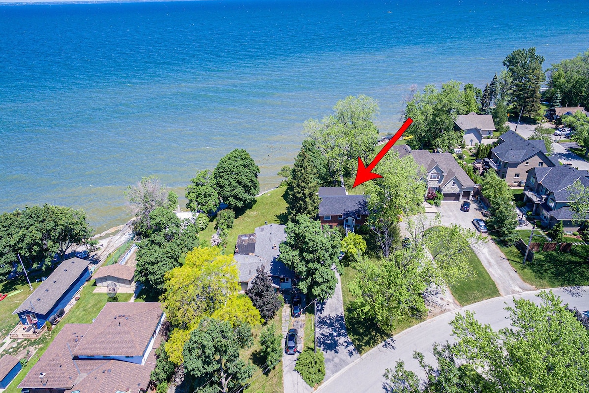 Private Waterfront Paradise Home on Lake Ontario!