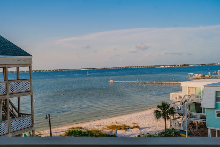 彭萨科拉海滩(Pensacola Beach)的民宿