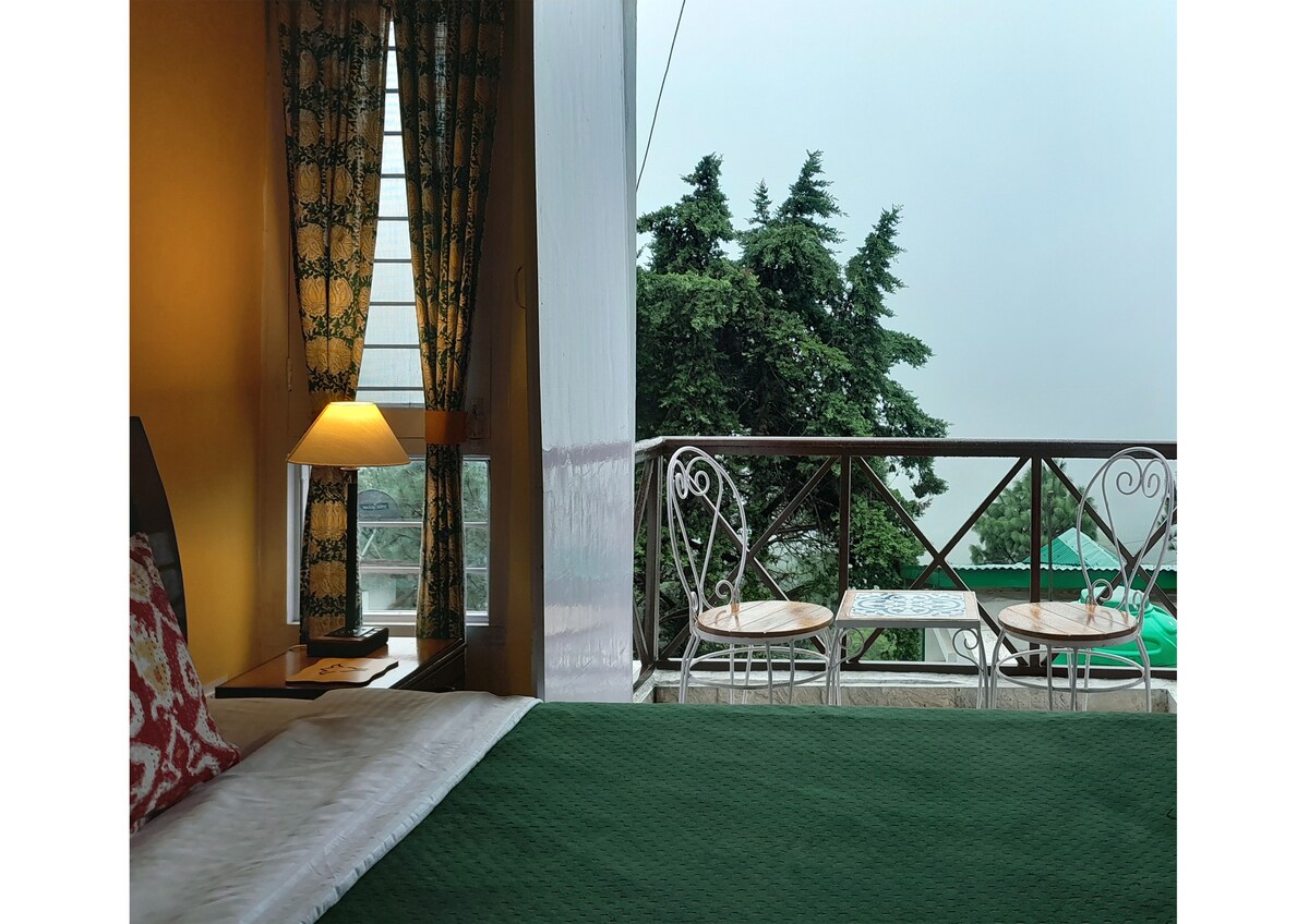 Whistling Thrush Cottage, Bhimtal (2bhk)