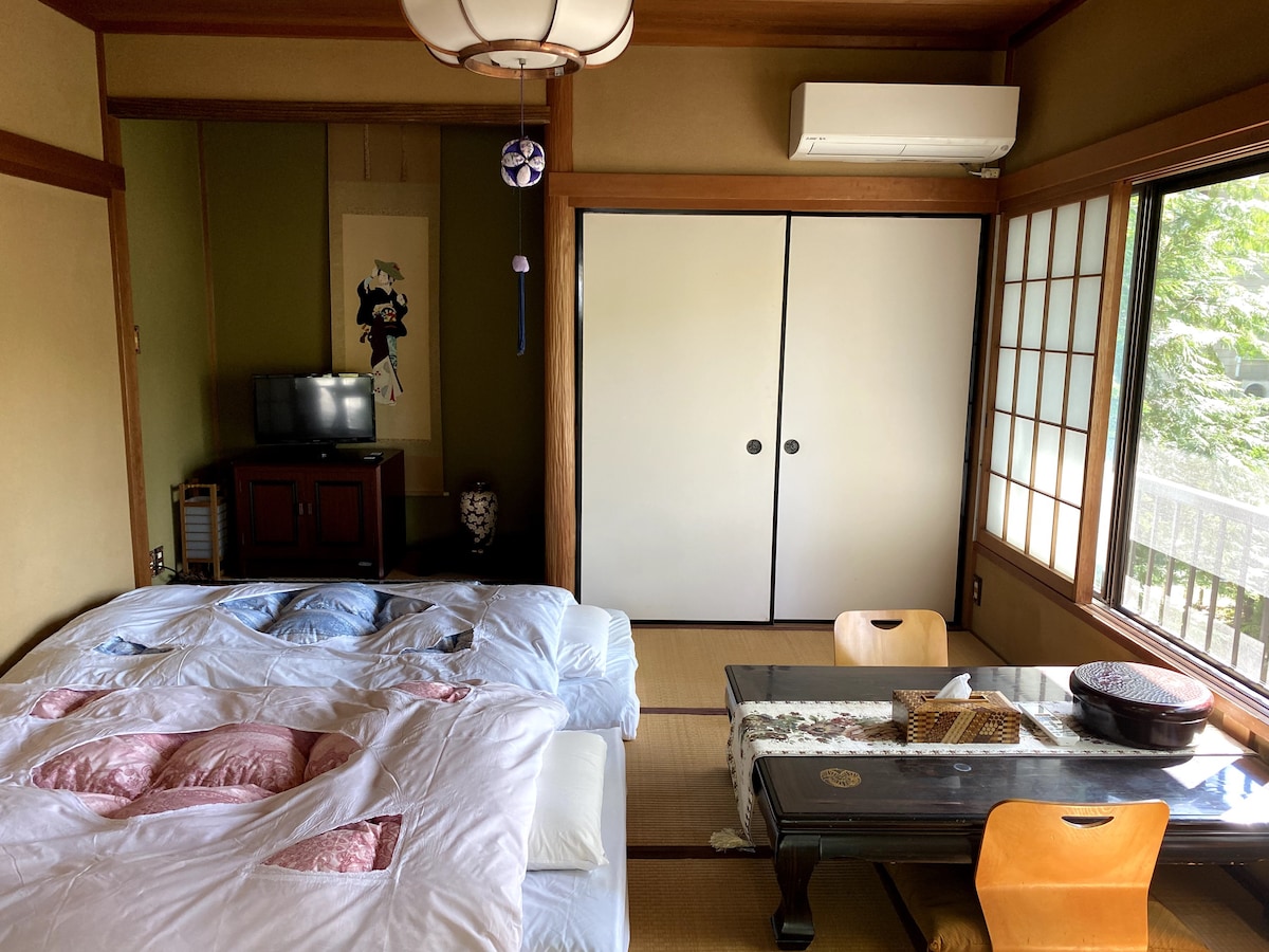 带浴缸的大型箱根日式客房~ Hakone Miyagino House &独立