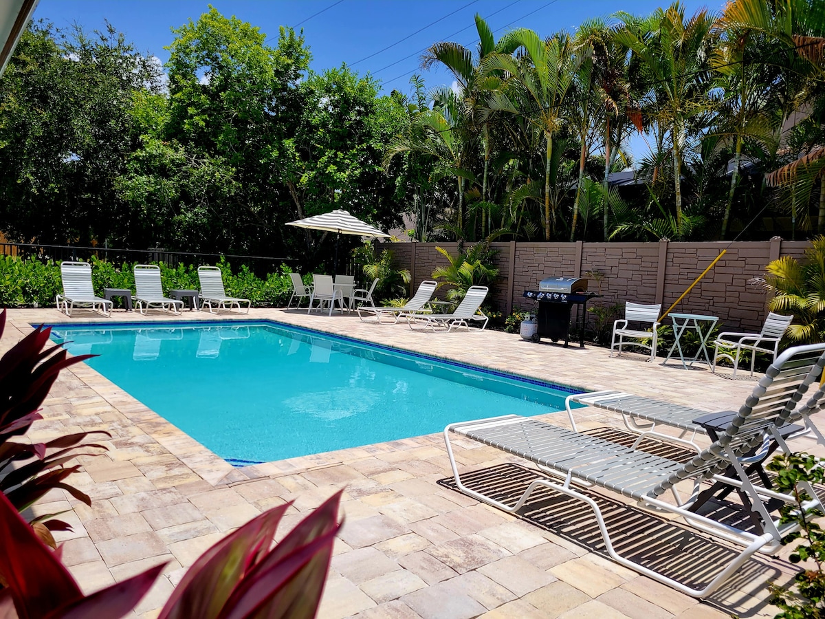 558 Beachside Cottages | New Pool | Close 2 Beach