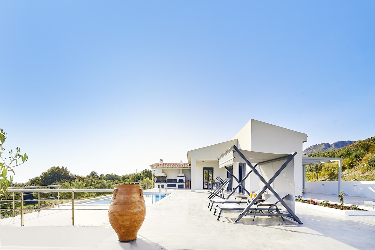 Ligres别墅，可欣赏Lybian海景，距离海滩5分钟！