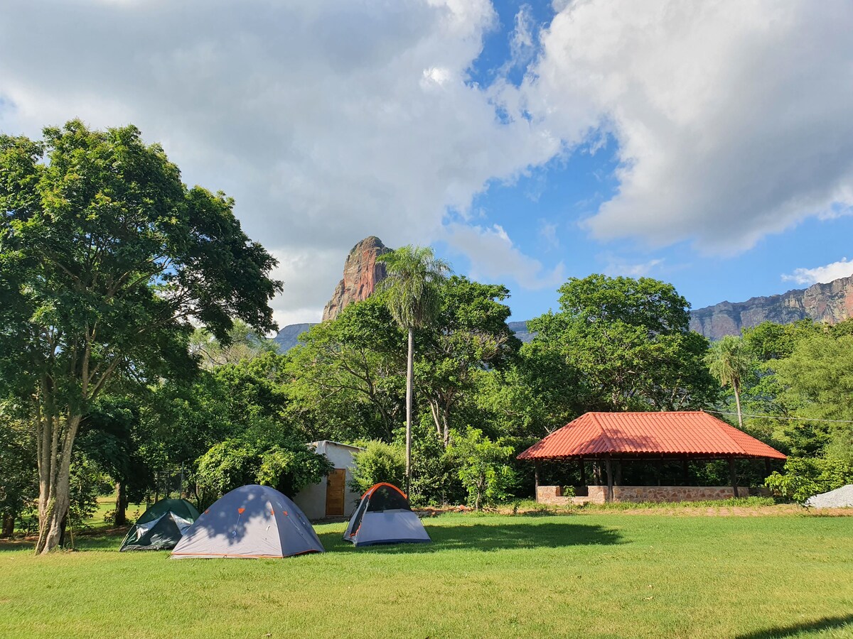 Camping acogedor al pie de la Torre de Chochis