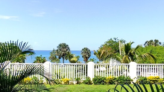 2 bedroom beachfront South Coast villa