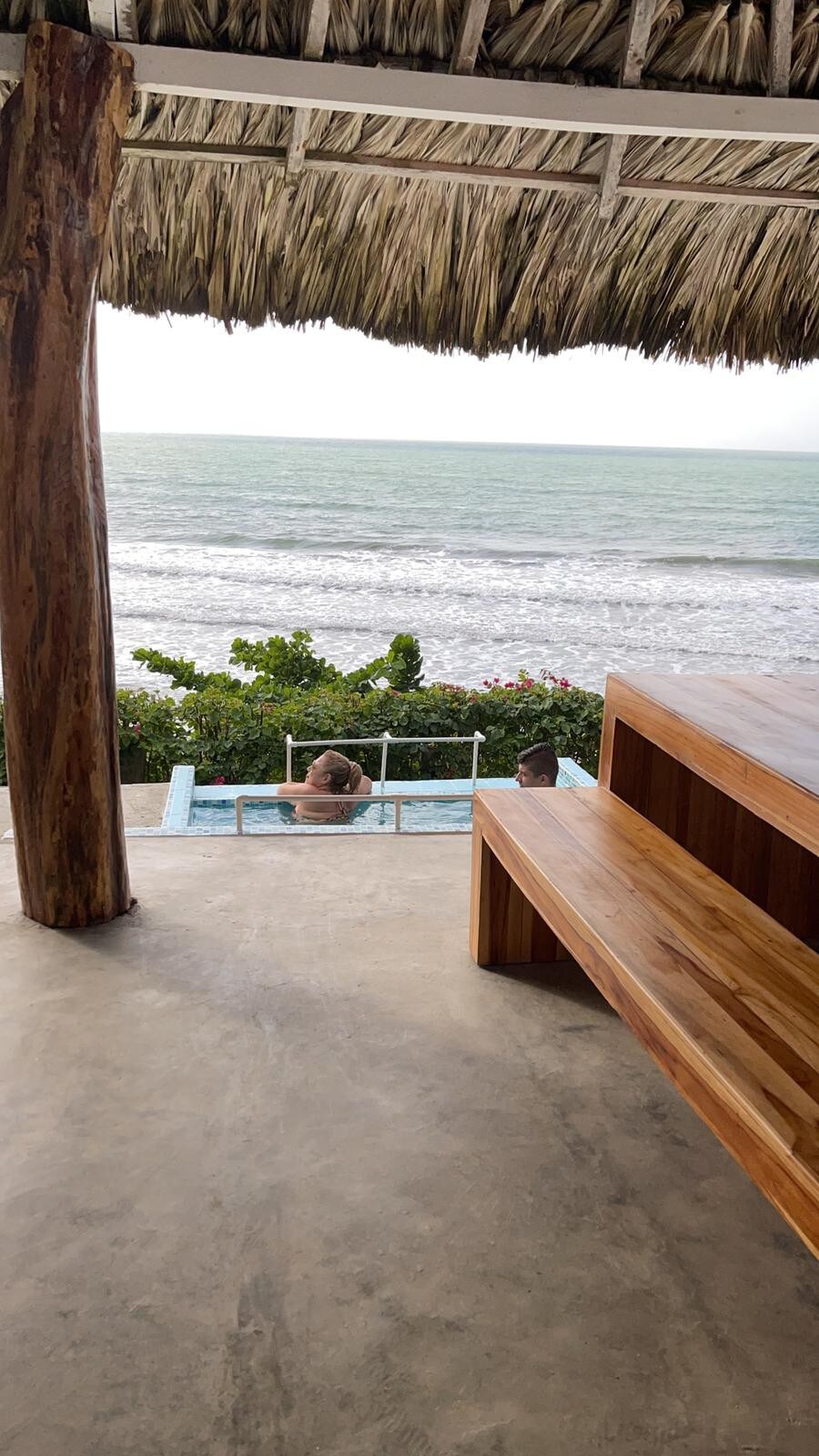 Casa con playa y piscina privada. Wifi, Netflix.