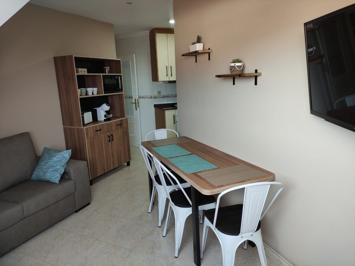 博伊罗（ Boiro ）的舒适公寓，距离海滩150米