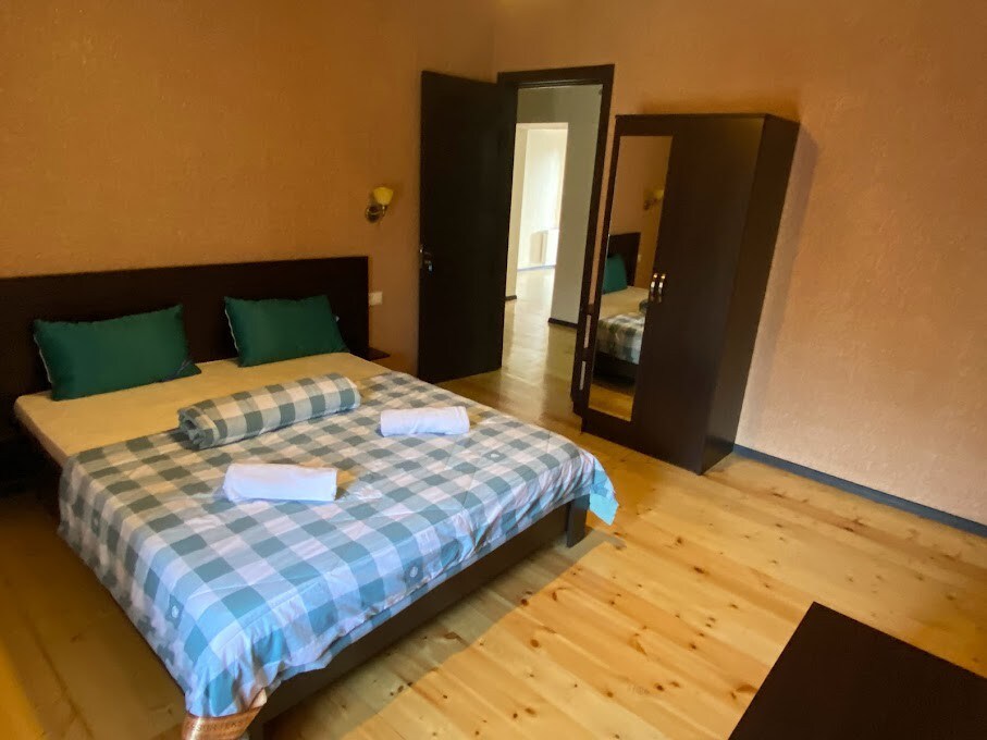 Varga Hotel-Double Room with Private Bathroom