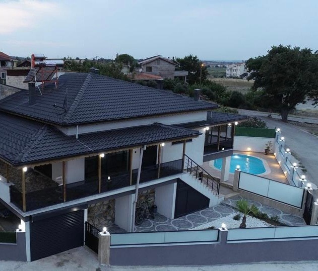 Isıtmalı Havuzlu Deniz Manzaralı Müstakil Villa