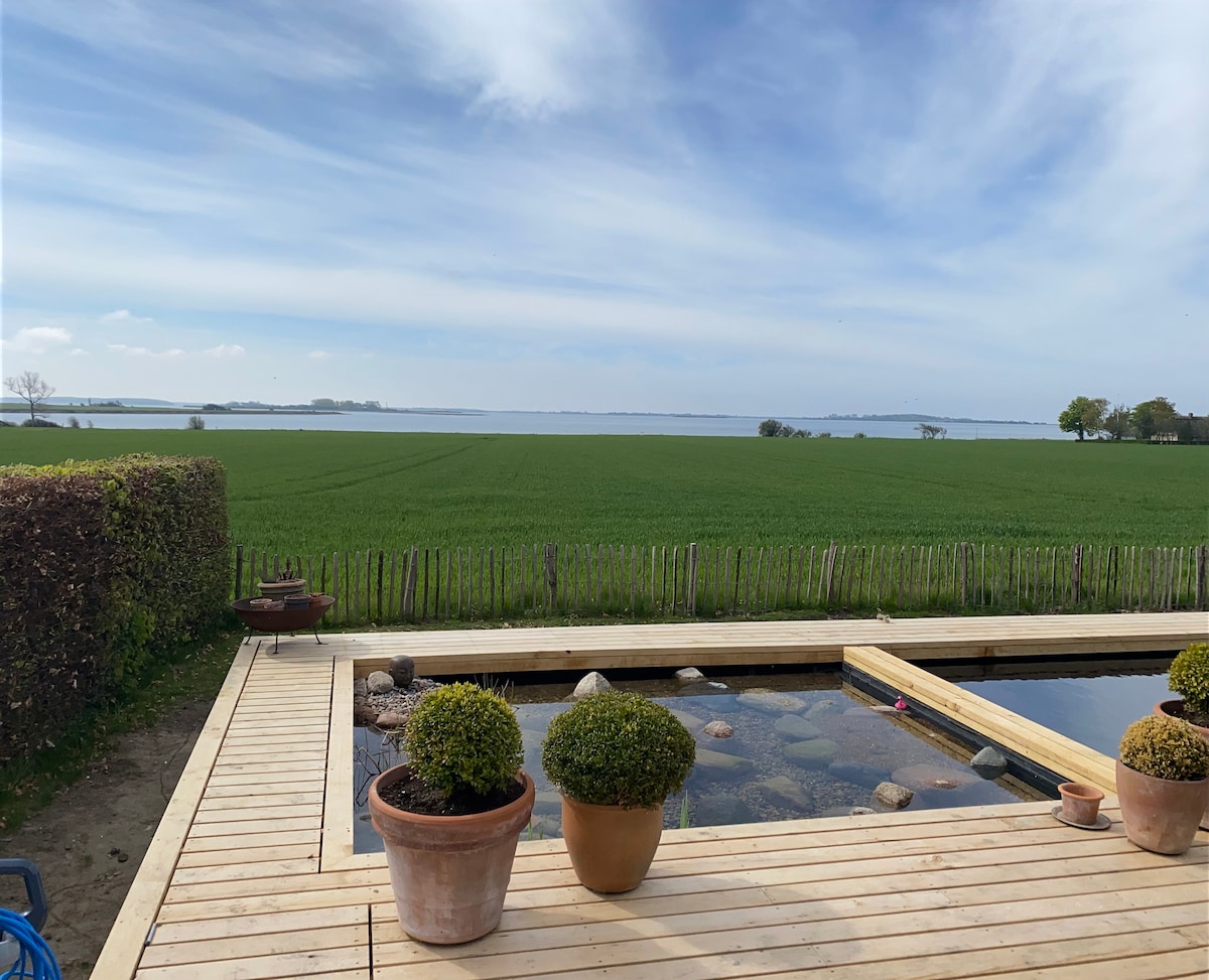 Panoramic view to the sea and with natural pool