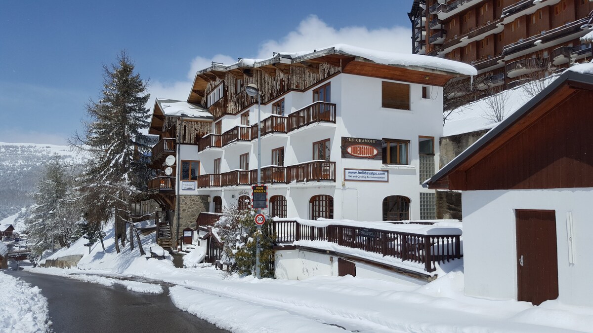 Double room w. balcony at Hotel le Chamois