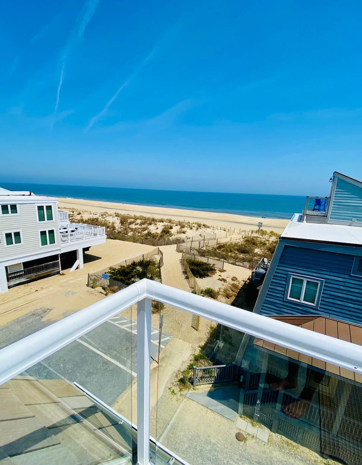 Oceanfront, Beachfront, 4-Bedroom Townhouse