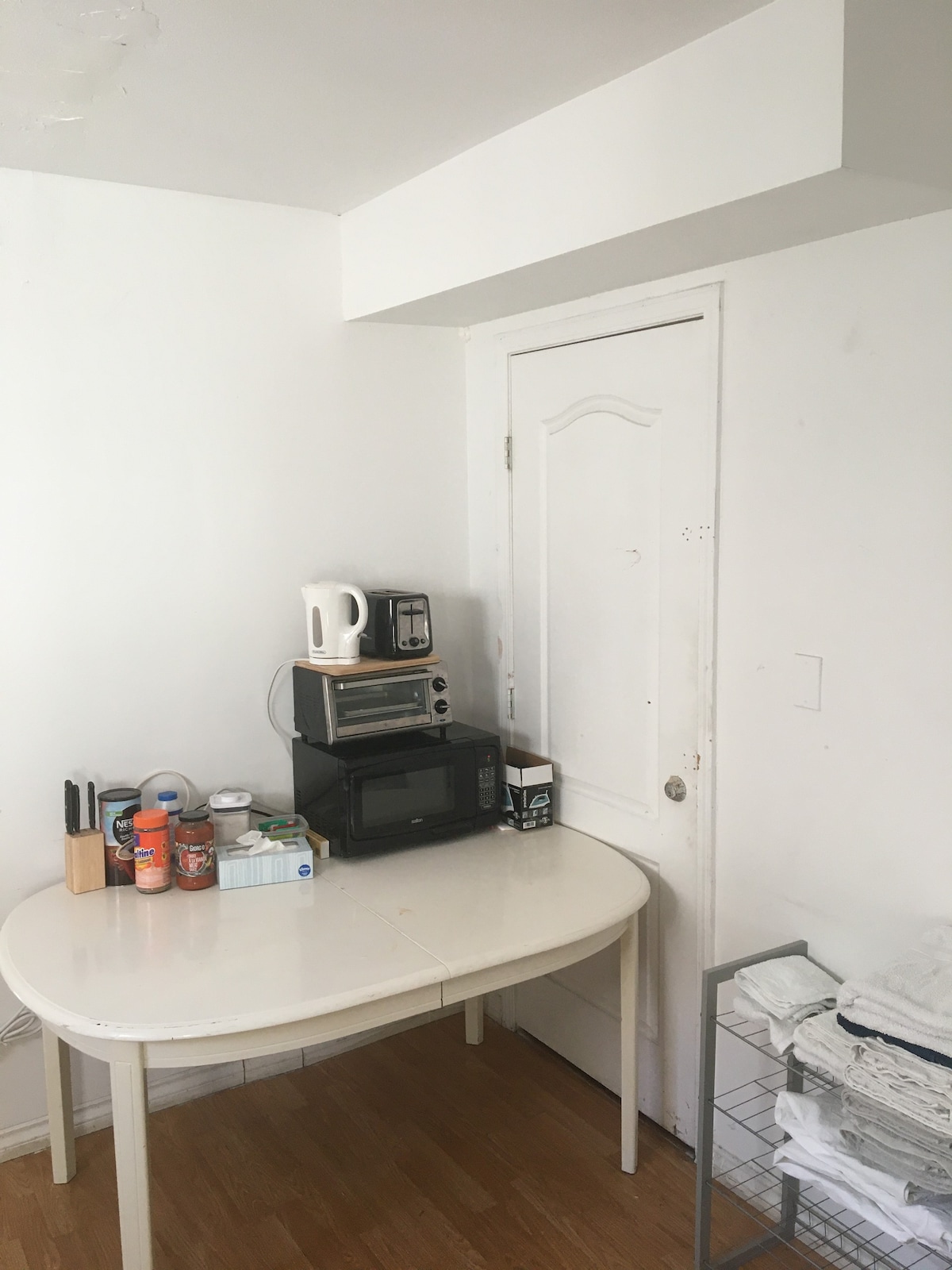 Vancouver basement 1-bedroom for quite single only