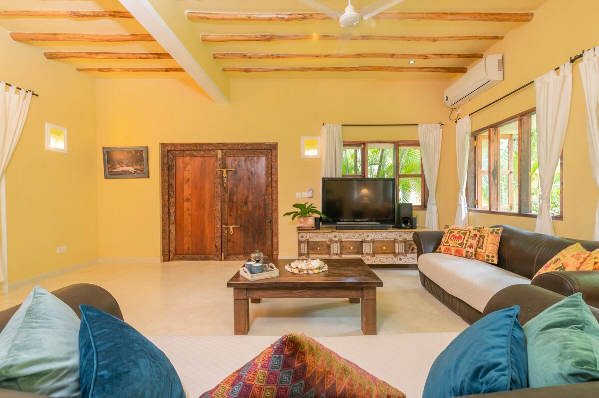 Allamanda 3 Bedroom Villa by YourHost, Malindi