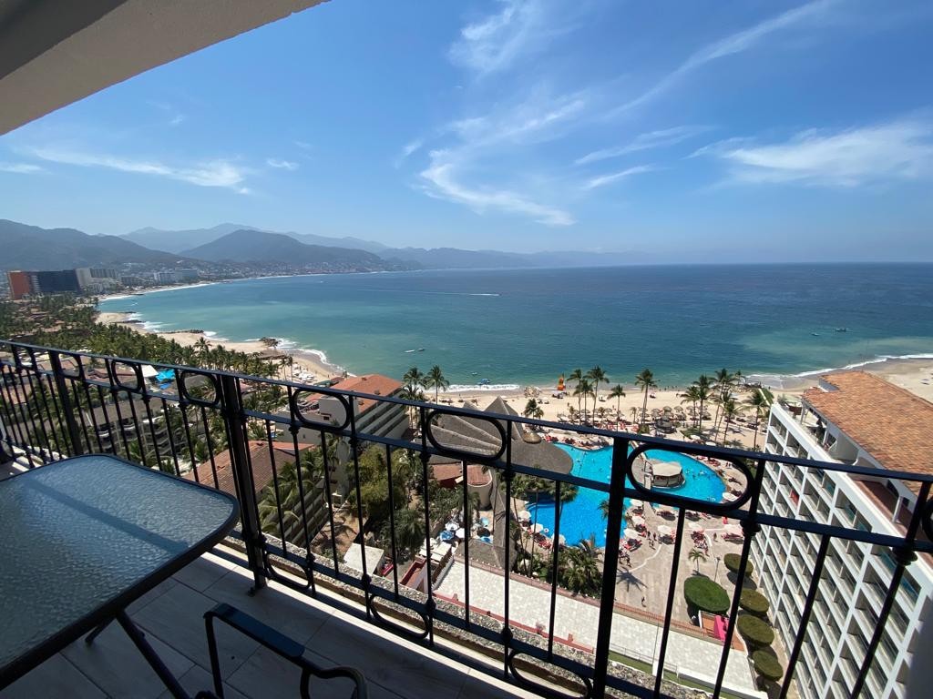 Oceanfront Resort Condo with Amazing View (2#1637)