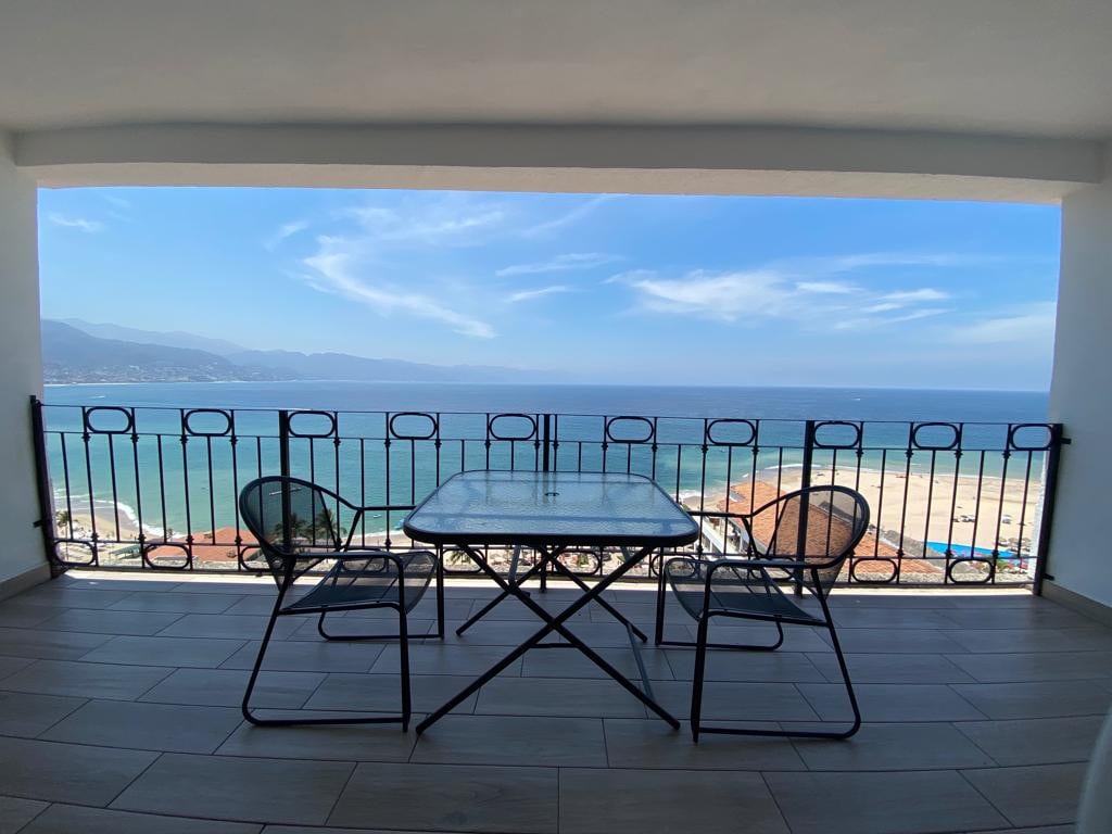 Oceanfront Resort Condo with Amazing View (2#1637)