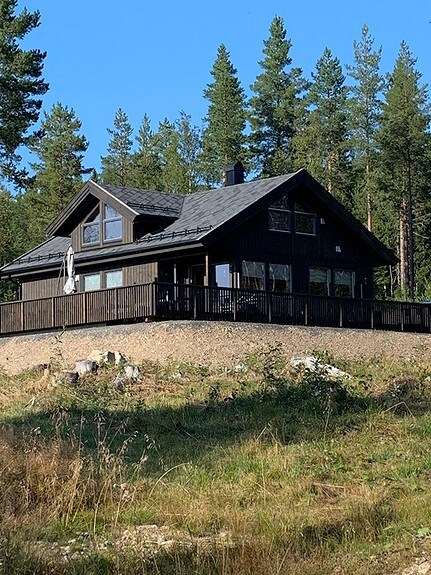 Osensjøen全新舒适现代的家庭小木屋