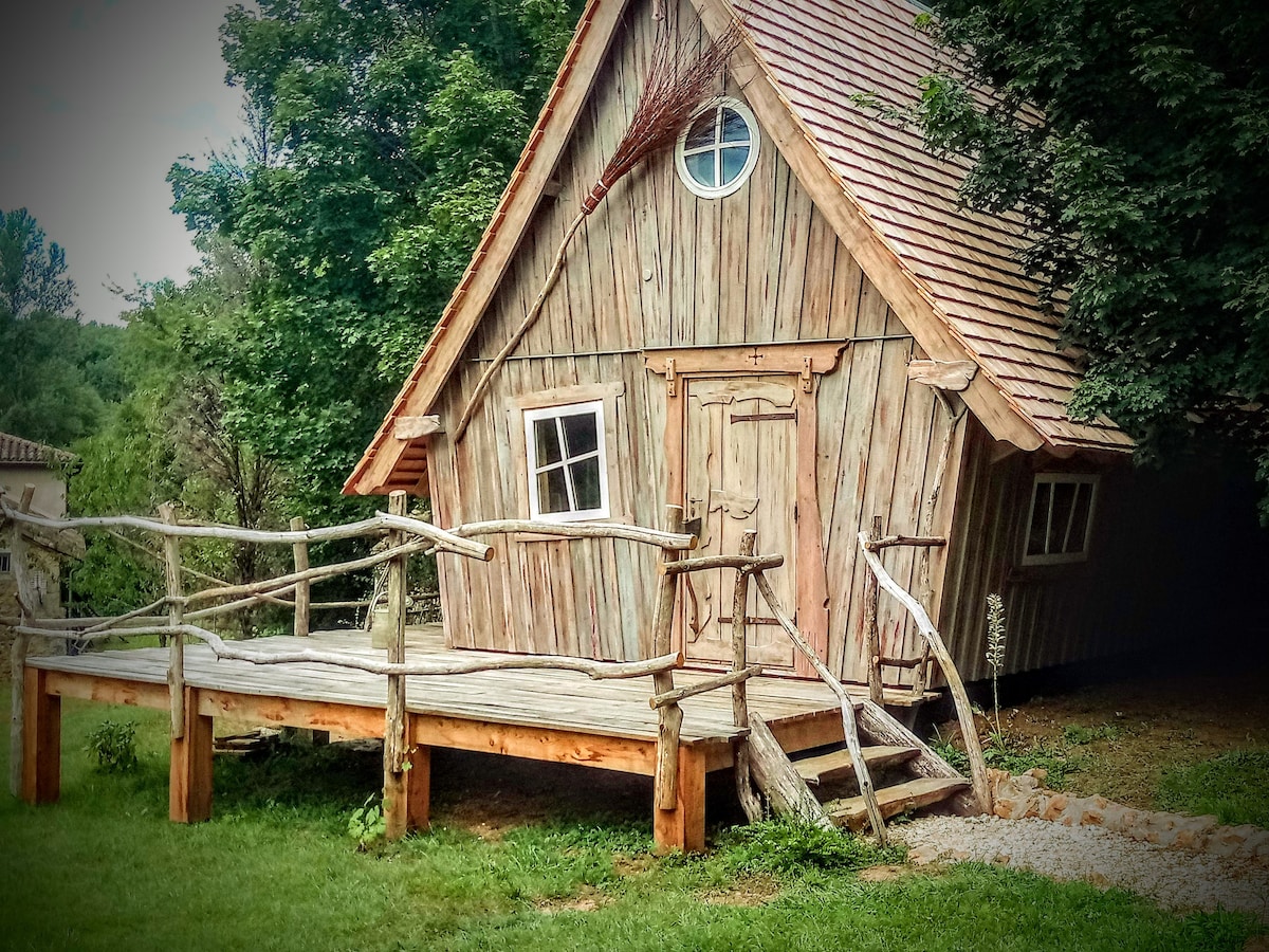 Les cabanes insolites du Périgord