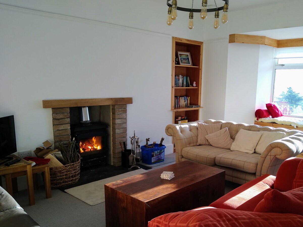 Hilltop holiday cottage, Machrie, Isle of Arran