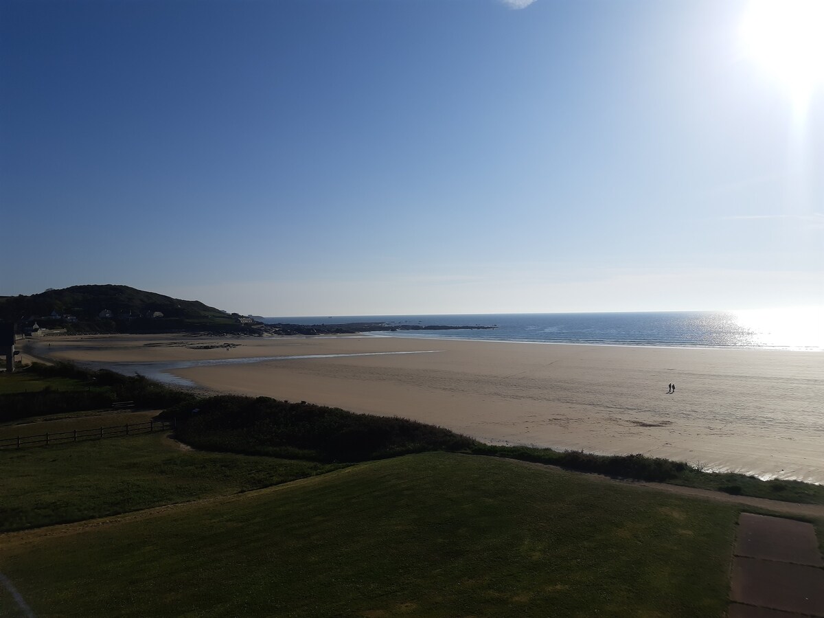 苏维尔-海牙海滩（ Siouville-Hague beach ）非凡的景色