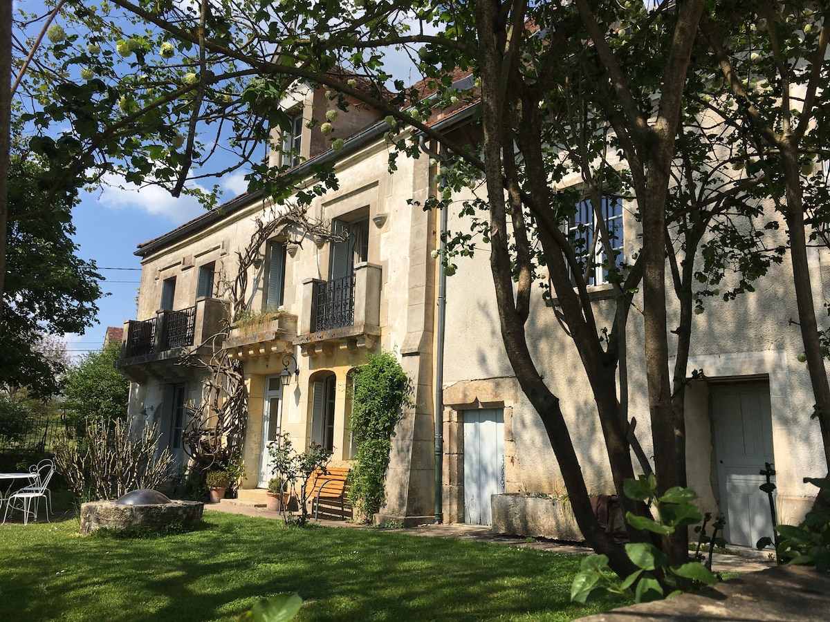 Aux Prés, gîte au coeur d'un parc de 4 hectares