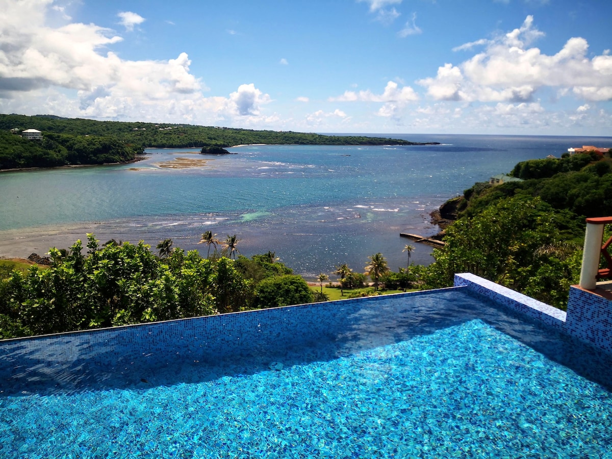 Coral Views - Beautiful views and tropical breezes