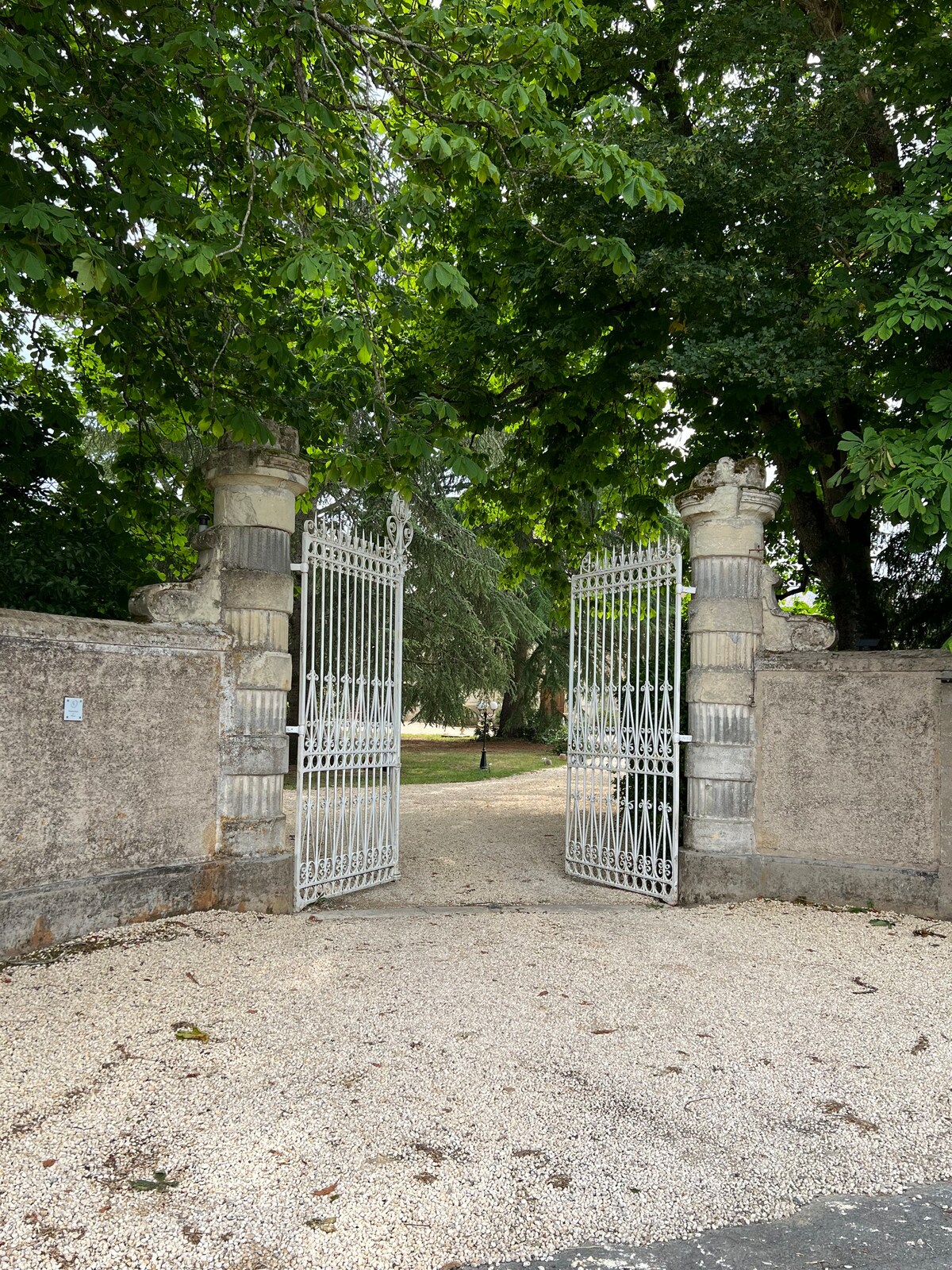 Petit studio charmant au château